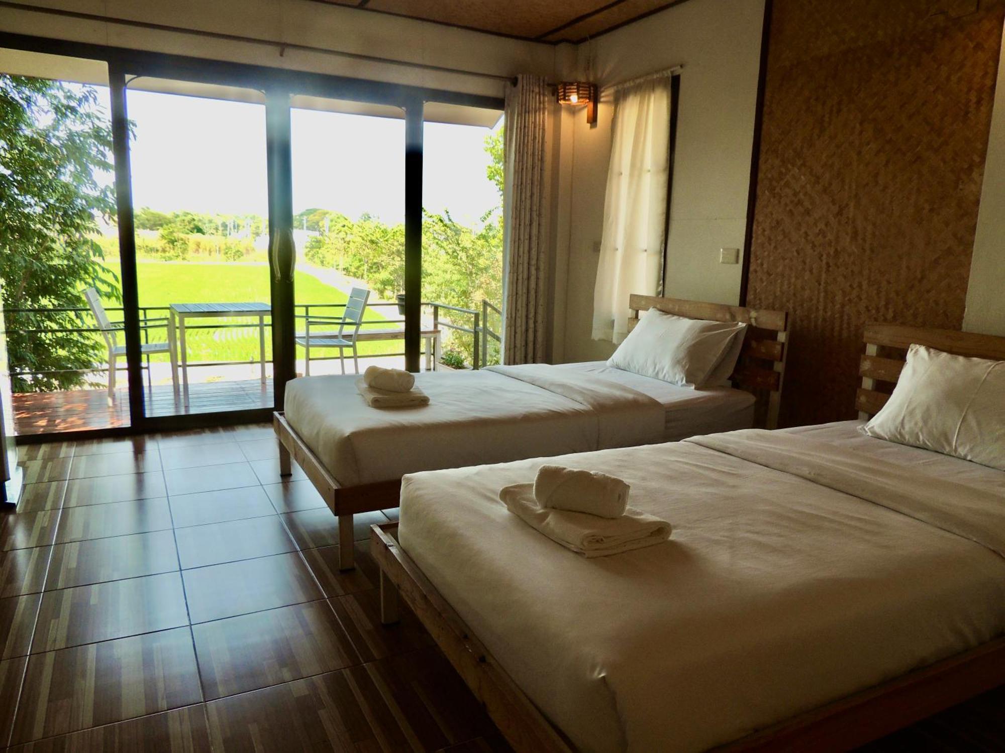 บ้านกลางเกาะ รีสอร์ท Uthai Thani Esterno foto